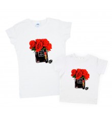 Комплект футболок для мами та доньки "Coco Chanel №5 червоний букет"