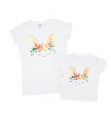 Комплект футболок для мамы и дочки "Зайки с розами"