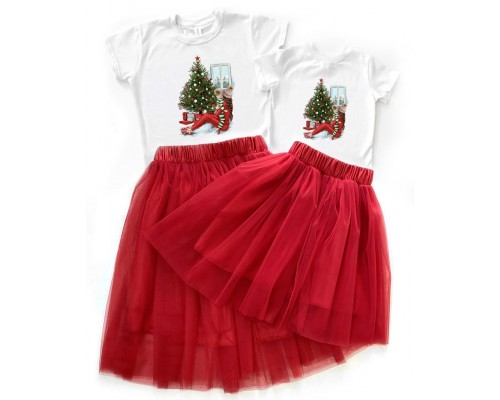 Мама з донькою біля ялинки - новорічний комплект для мами та доньки футболка + спідниця фатинова балерина купити в інтернет магазині